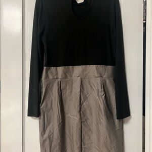 VENUS Black and Gray Long Sleeve Dress